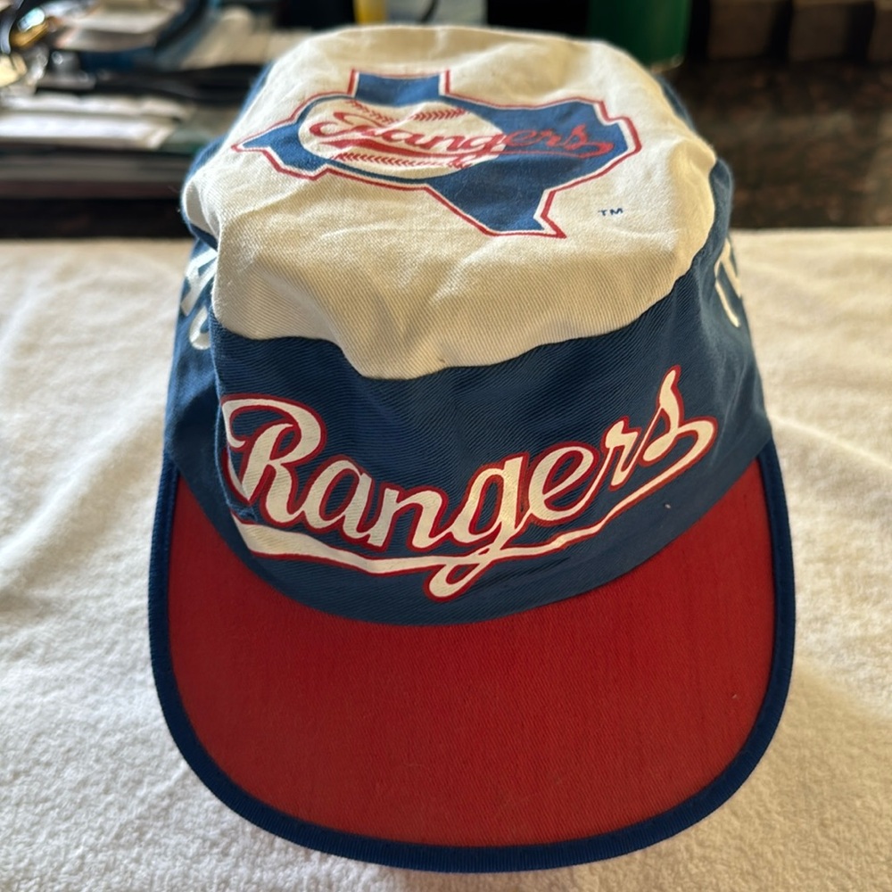 Texas Rangers Painters Hat. 80s giveaway. Little signs of wear, great shape.